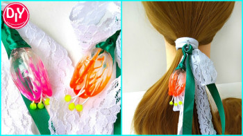 Резиночка для волос с цветком из УФ смолы.
